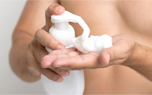 Moisturising Body Wash vs Traditional Soaps: Which Is Better for Itchy Skin? Moisturising Body Wash vs Traditional Soaps: Which Is Better for Itchy Skin?